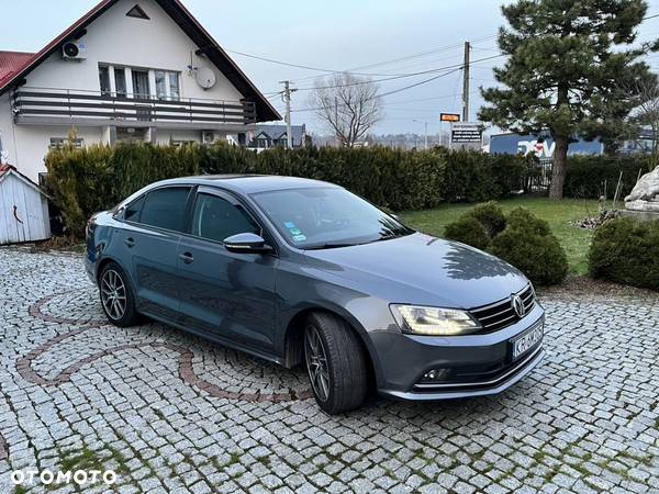 Volkswagen Jetta 1.4 TSI BlueMotion Technology - 5