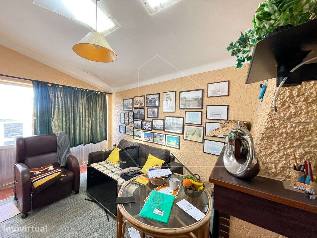 Moradia T3 com pátio e sótão amplo - Centro de Ílhavo-11