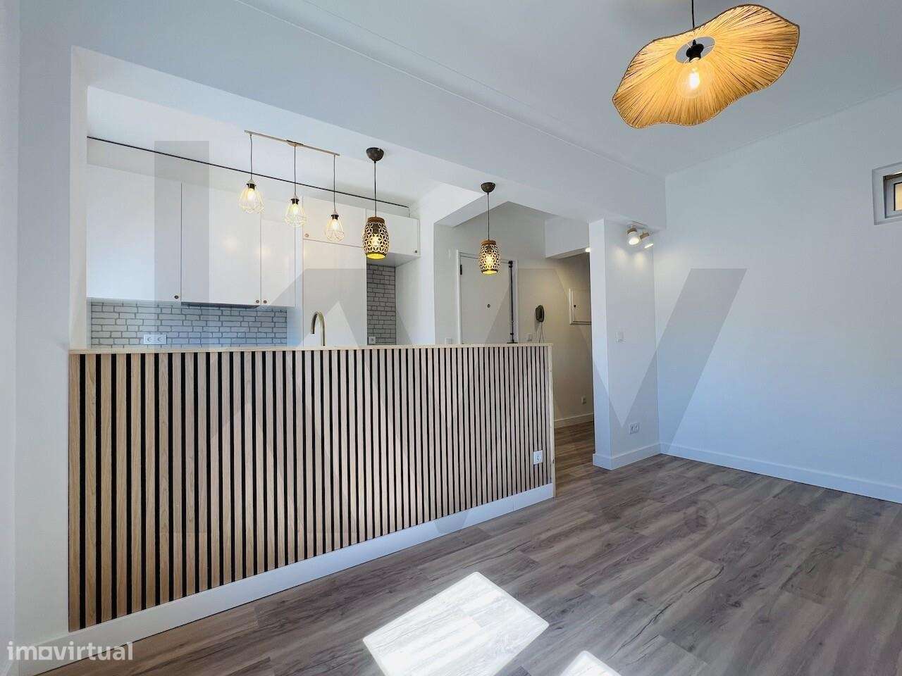 Apartamento totalmente renovado no centro do Montijo 1º andar-5