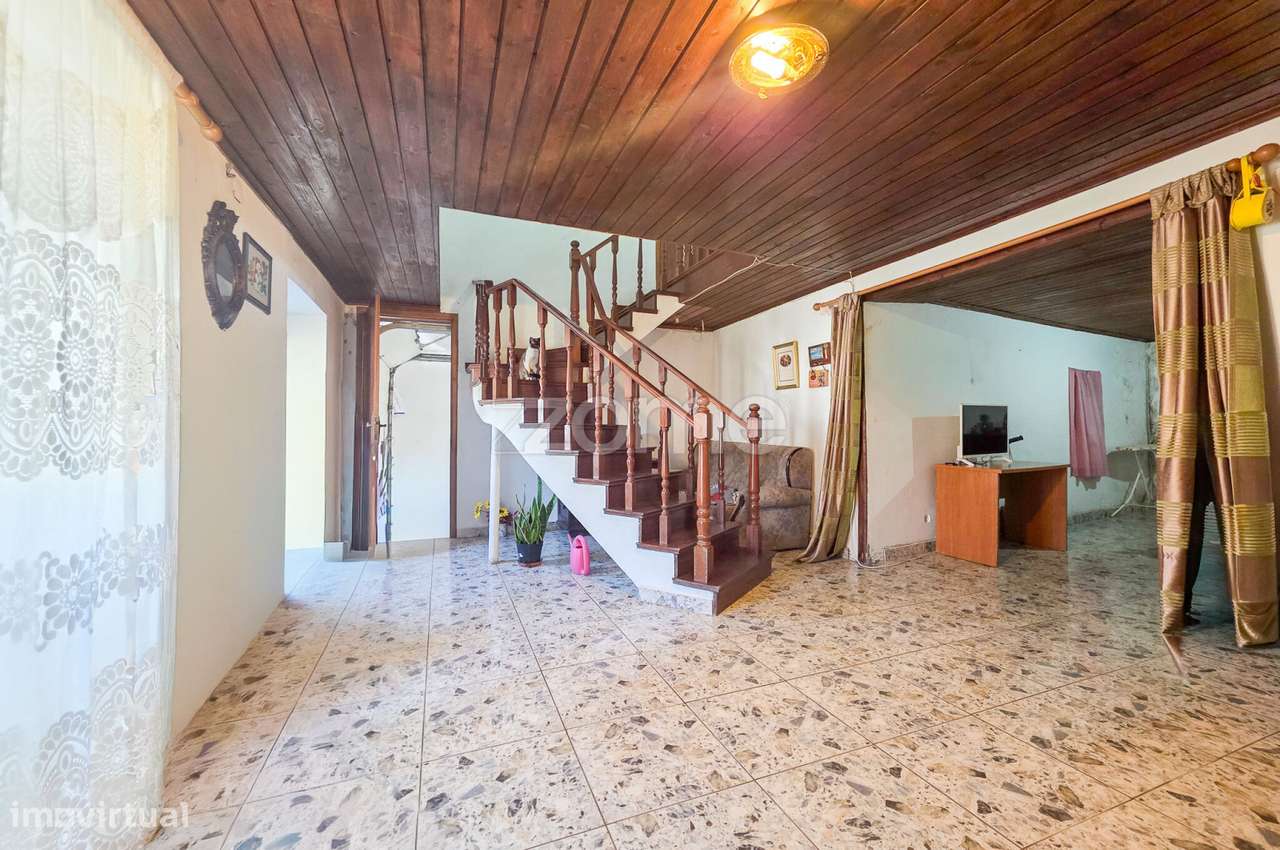 Moradia T3 em Santa Cruz, na Lagoa-4