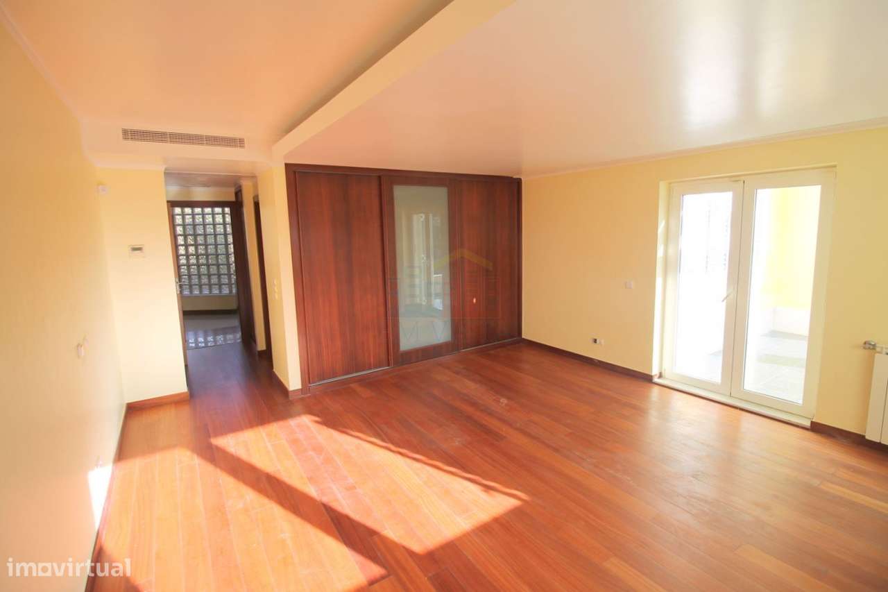 Vivenda de Luxo com Piscina Belas-42