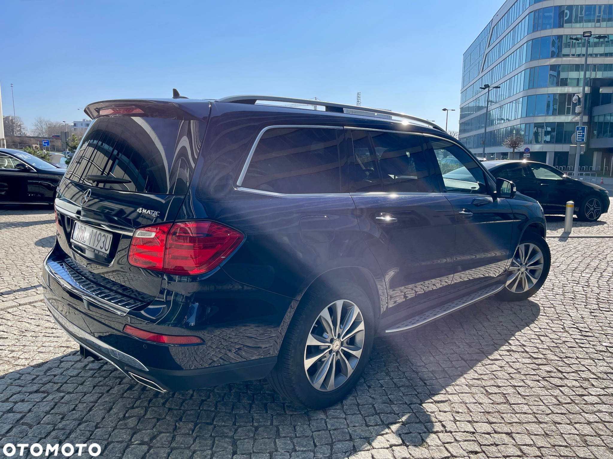 Mercedes-Benz GL - 10