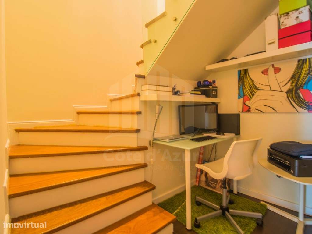 Apartamento T2 Duplex em Sesimbra com Piscina e vista Mar-23
