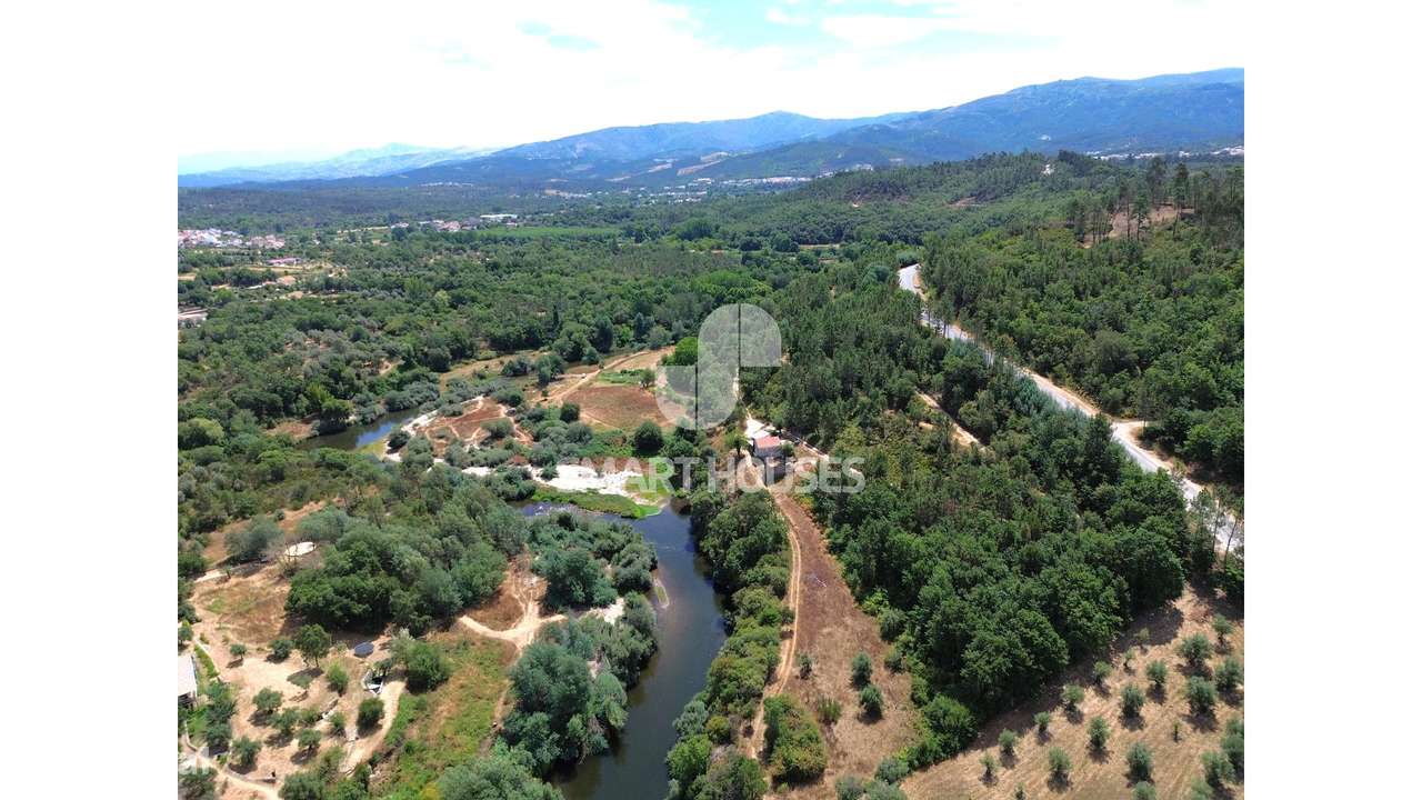 Quinta junto a Rio Alva c/ moradia T3-31