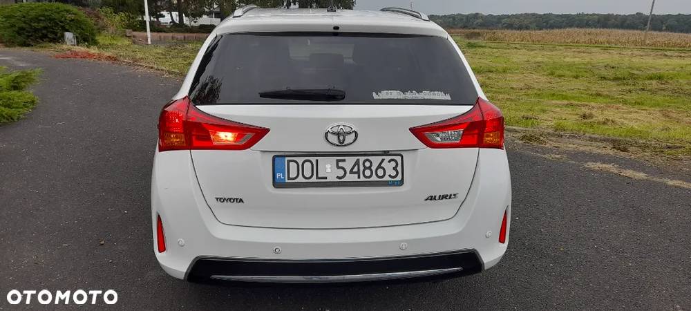 Toyota Auris 2.0 D-4D Premium - 11