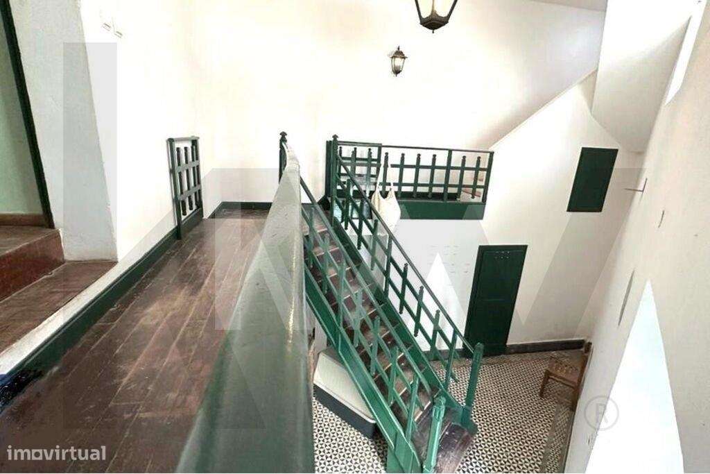 Praia da Rocha - Excelente Moradia Junto à Praia c/ Vista - Grande imagem: 3/52