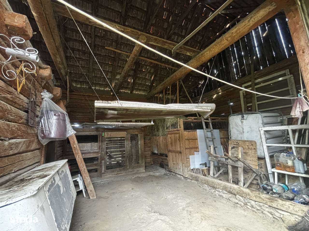 Casă 3 camere 100 M² cu 2360 M² teren-13