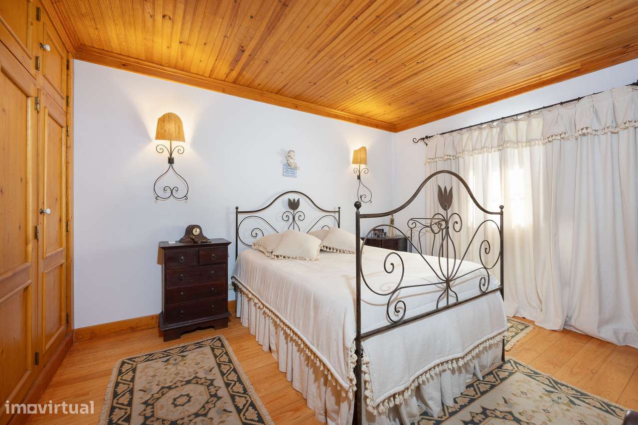 Moradia T2+2 | Piscina e Jardim | Vista Rio Zezêre | Dornes-22