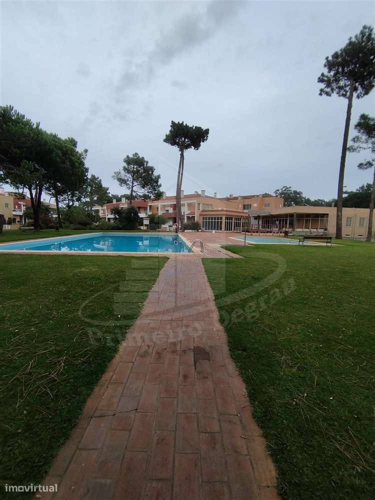 Apartamento T2+1 com mezanino em condomínio fechado – Aldeamento Liris-5