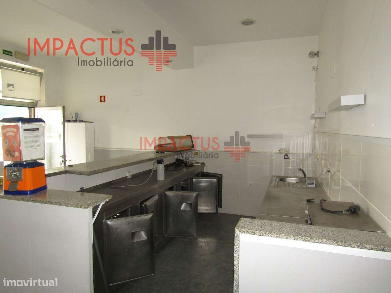 Café/Restaurante no Castêlo da Maia - Grande imagem: 5/19