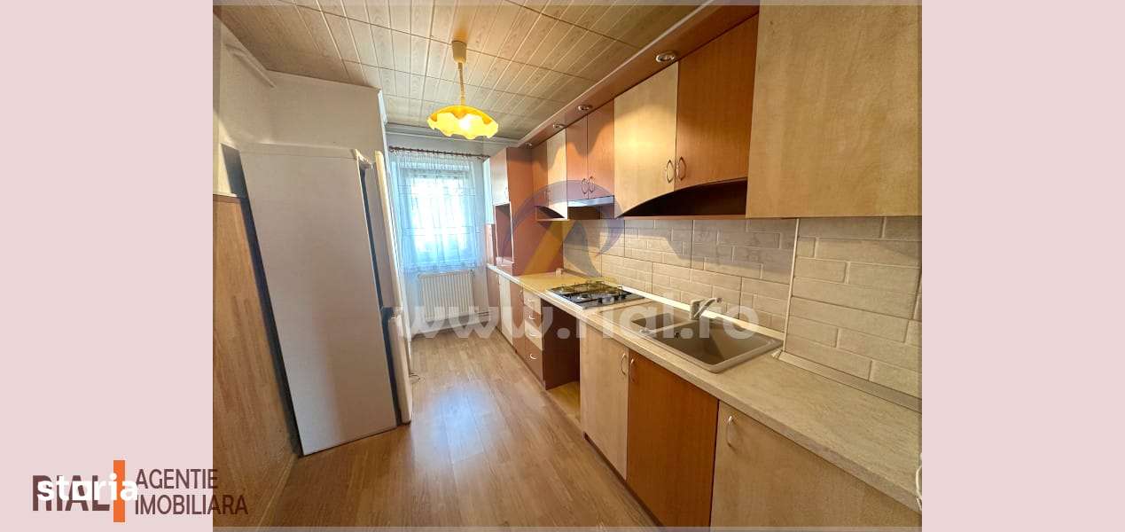 Apartament 3 camere, decomandat | Vitrometan-0