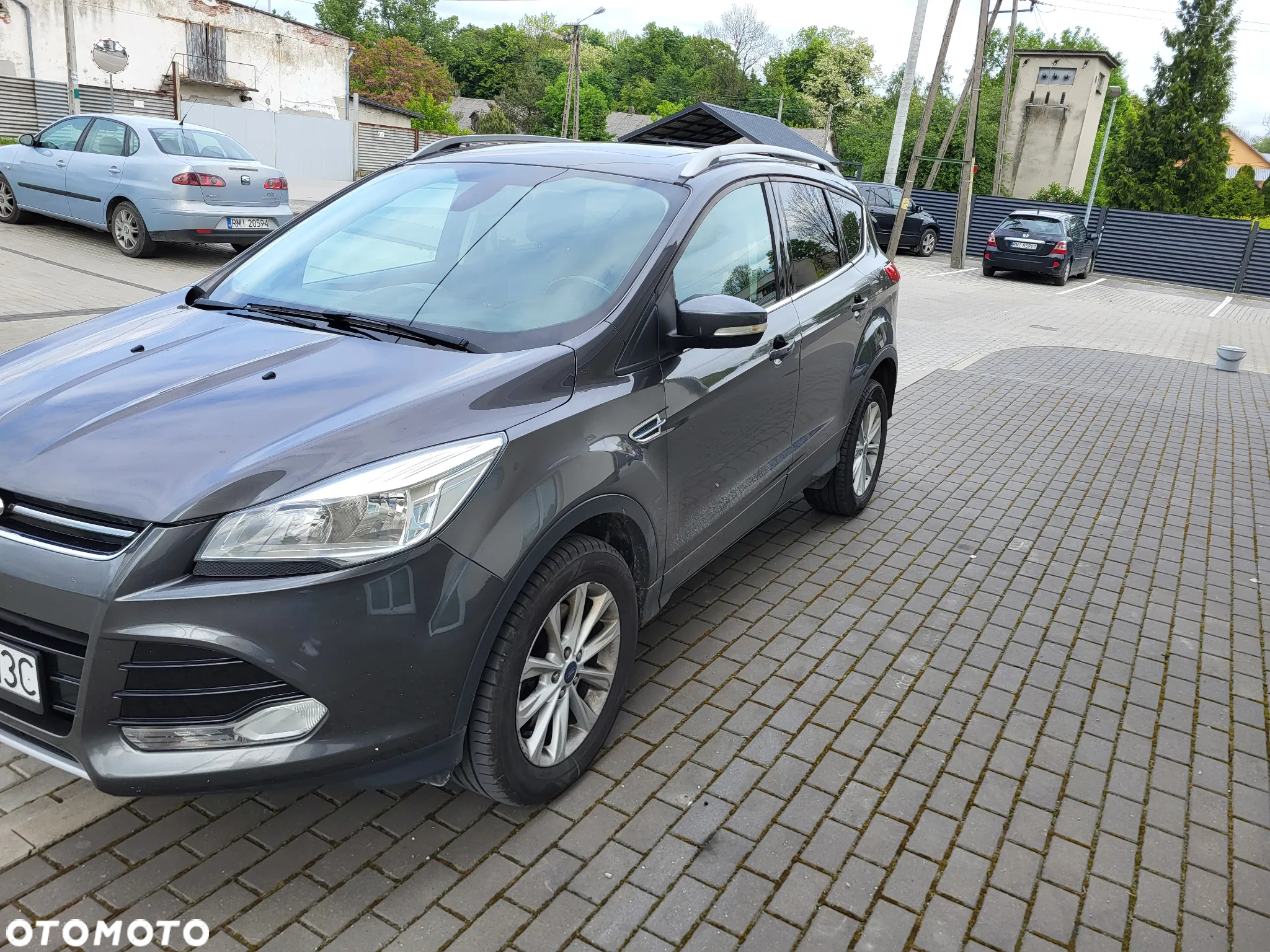 Ford Kuga - 16