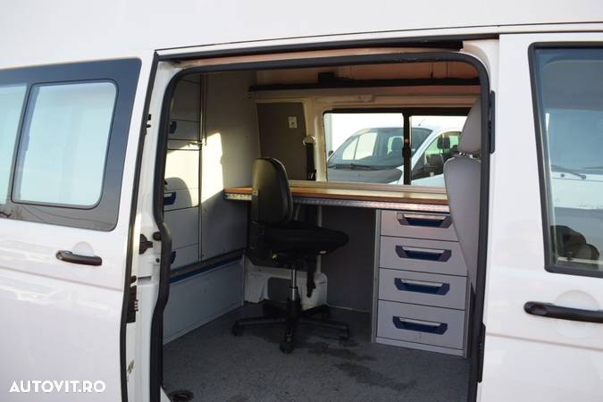 Volkswagen Transporter T5 4MOTION / 2012 / ATELIER MOBIL - 11