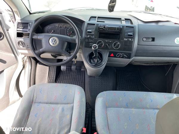 Volkswagen Transporter - 16