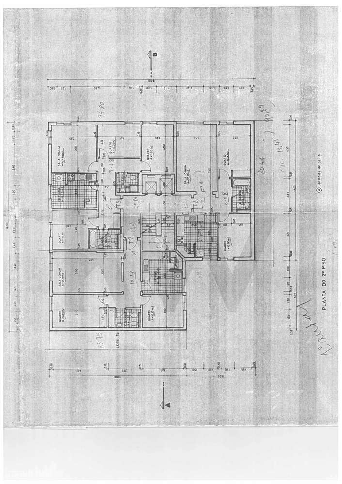 Excelente Moradia T3 - Vale de Milhaços, Corroios – Espaço, Conforto e-35
