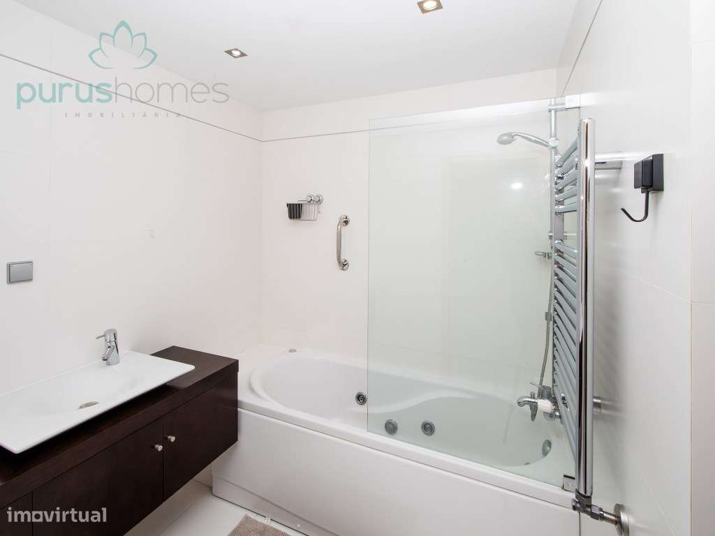 Apartamento T4 Dúplex na Zona Histórica de Aveiro-19