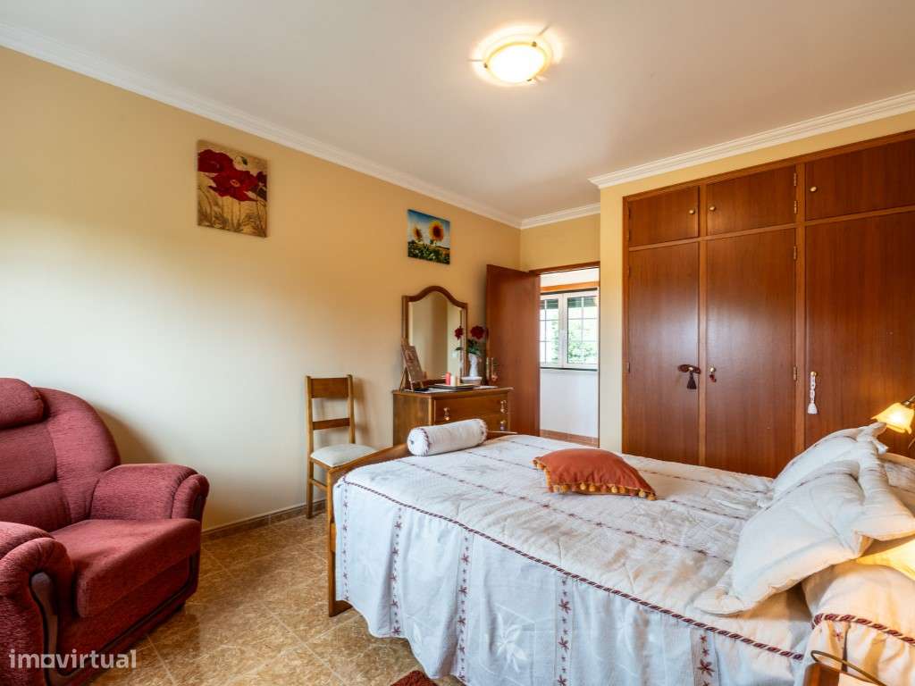 Magnífica Moradia Térrea T3+2 de estilo tradicional com terreno de ...-12