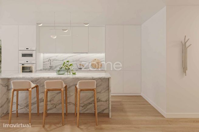 Apartamento T3 - Brito Capelo 1023-6