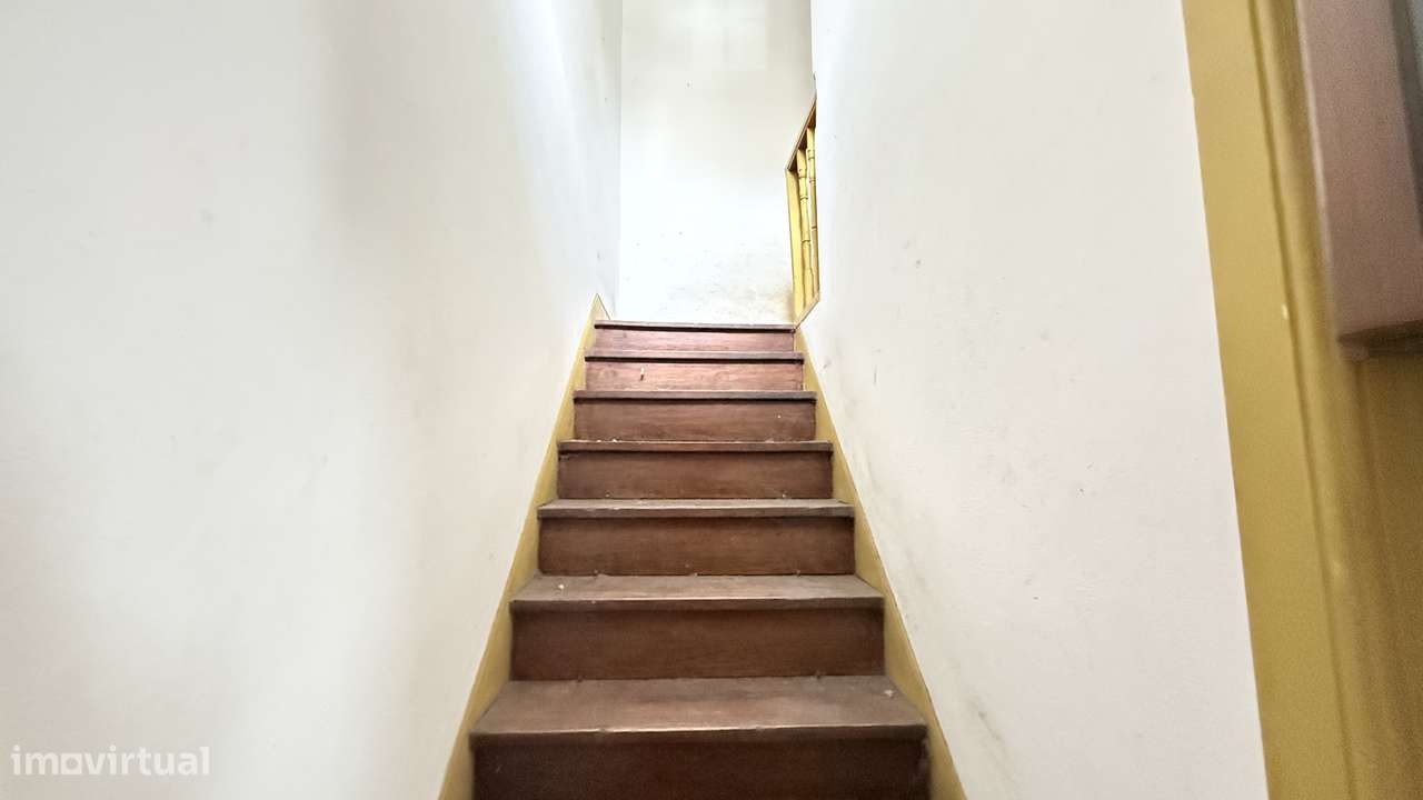 Moradia para remodelar em Ermesinde-7