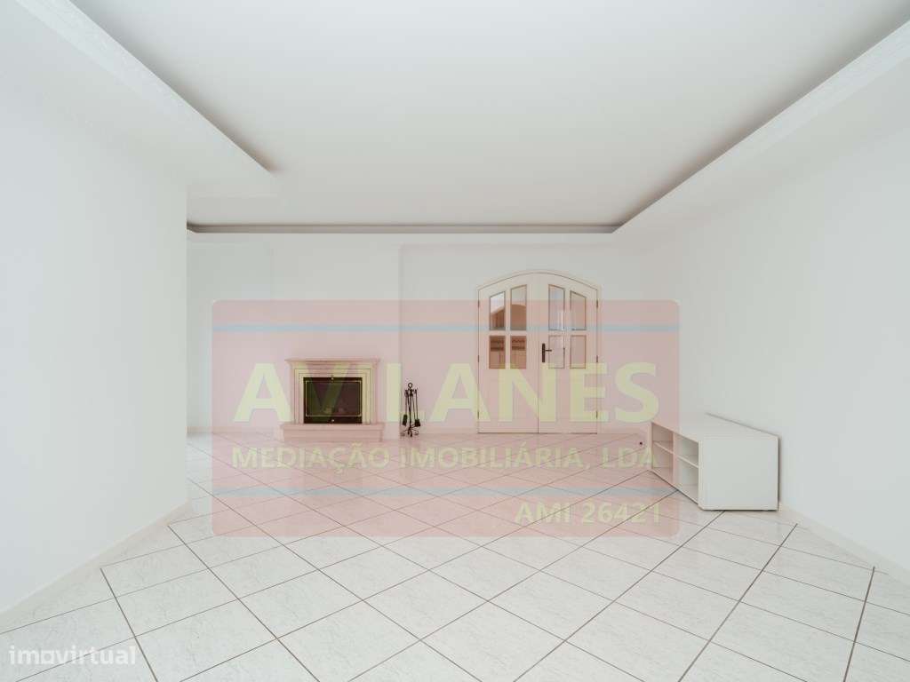 APARTAMENTO T3 RECUADO - LOBÃO-12