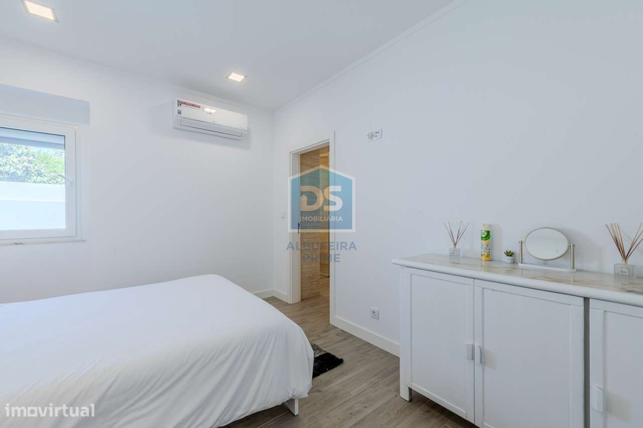 Moradia T4 Venda em Santa Bárbara de Nexe,Faro-34