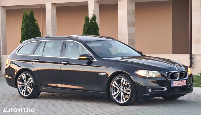 BMW Seria 5 525d Touring Aut. Luxury Line - 29