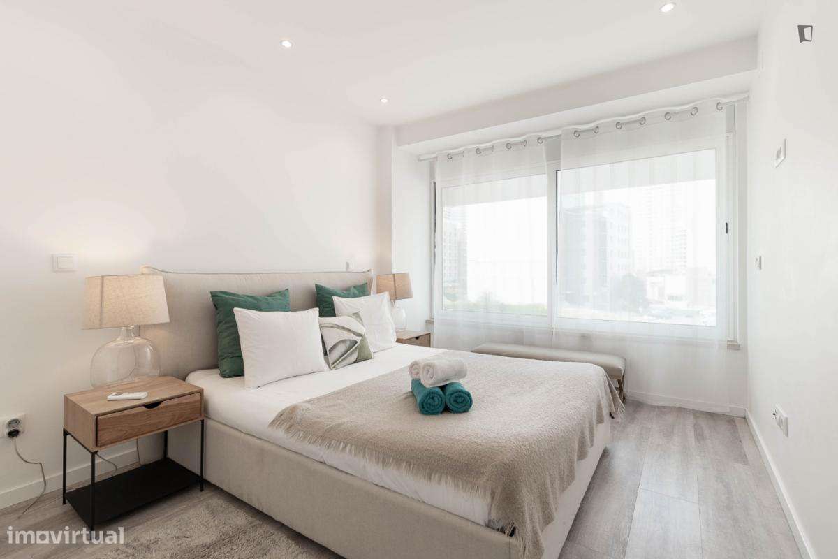 Apartamento com 1 quartos - localizado em Sete Rios Lisbon - Grande imagem: 4/9