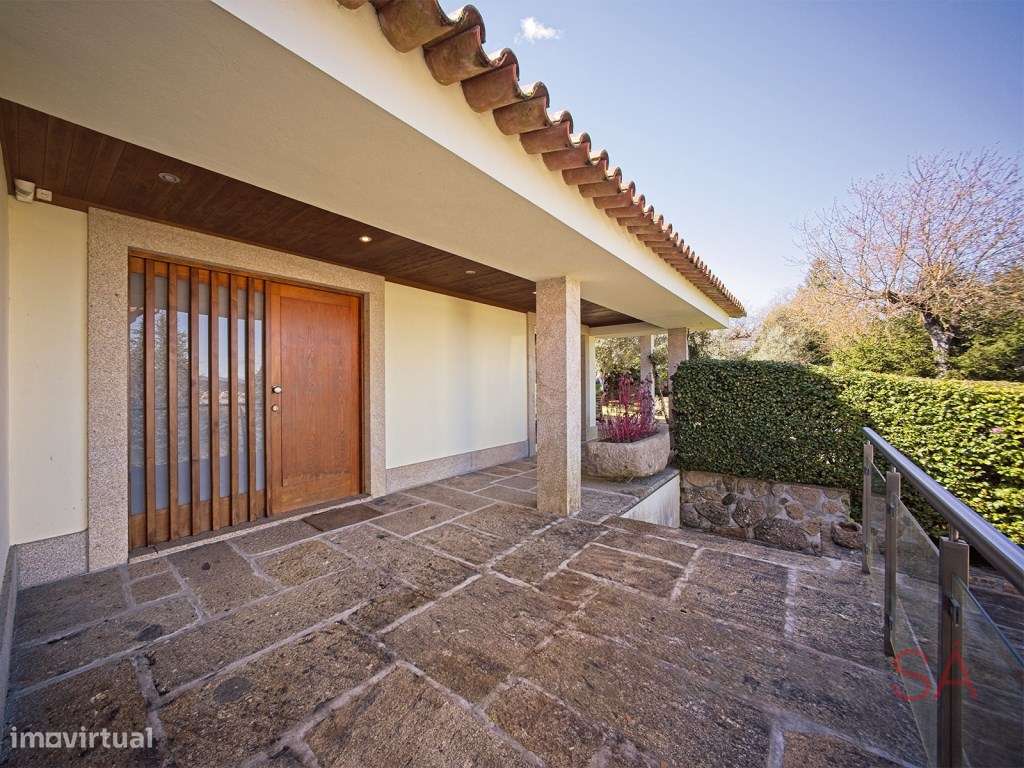 Moradia com piscina, jardim e bosque localizada na Encosta do Bom J...-29