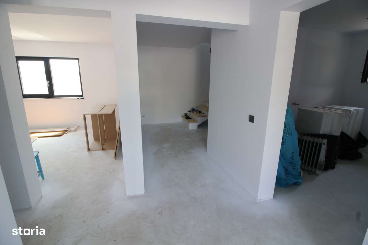 Vand vila P+M Sendreni stradal - Imagine principală: 5/10