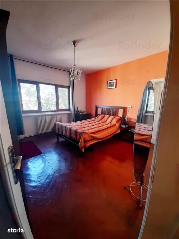 apartament 4 camere | superb| etaj 4\/5+m | bloc cu lift | renovat in