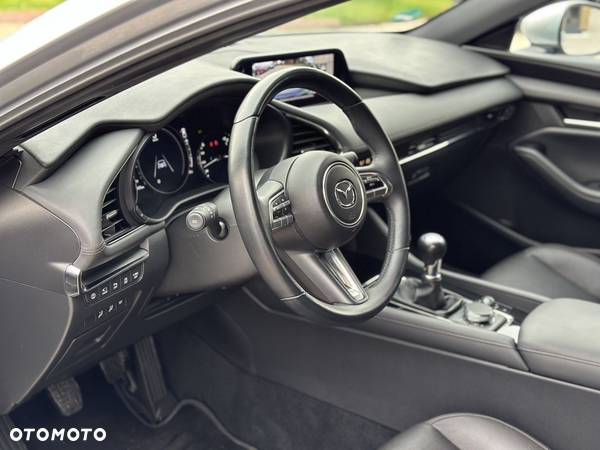 Mazda 3 e-SKYACTIV-G 122 M HYBRID EXCLUSIVE-LINE - 11