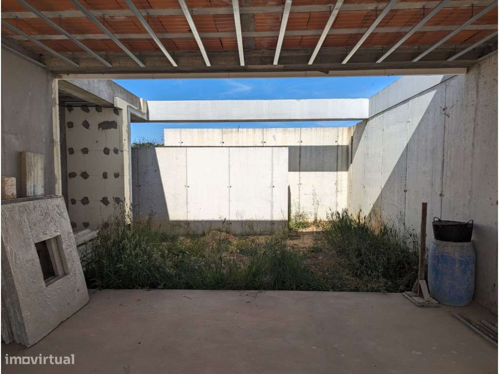 Moradia T4 com Arquitetura Minimalista | Valadares, Vila Nova de Gaia-31