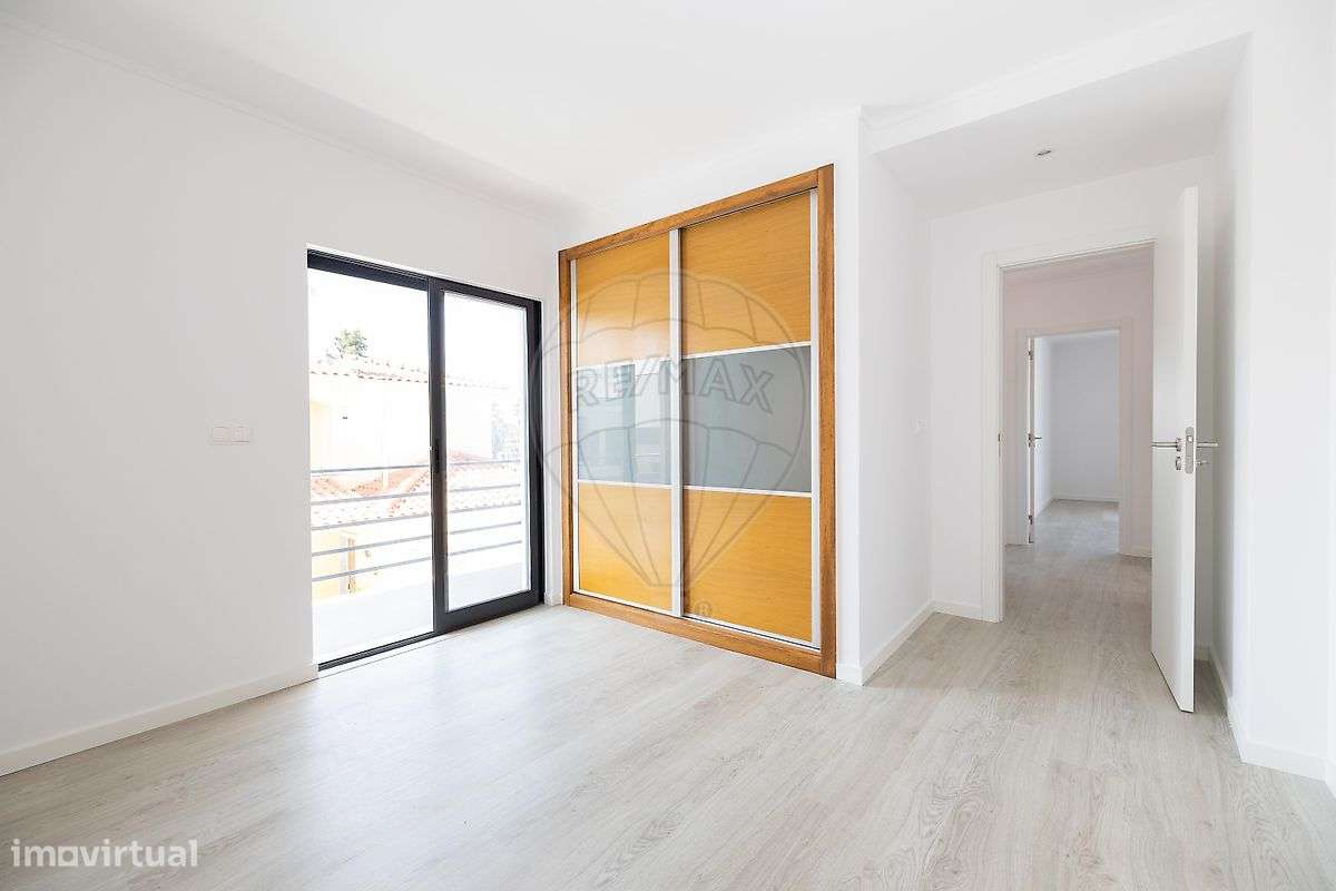 Moradia T4 para venda-15