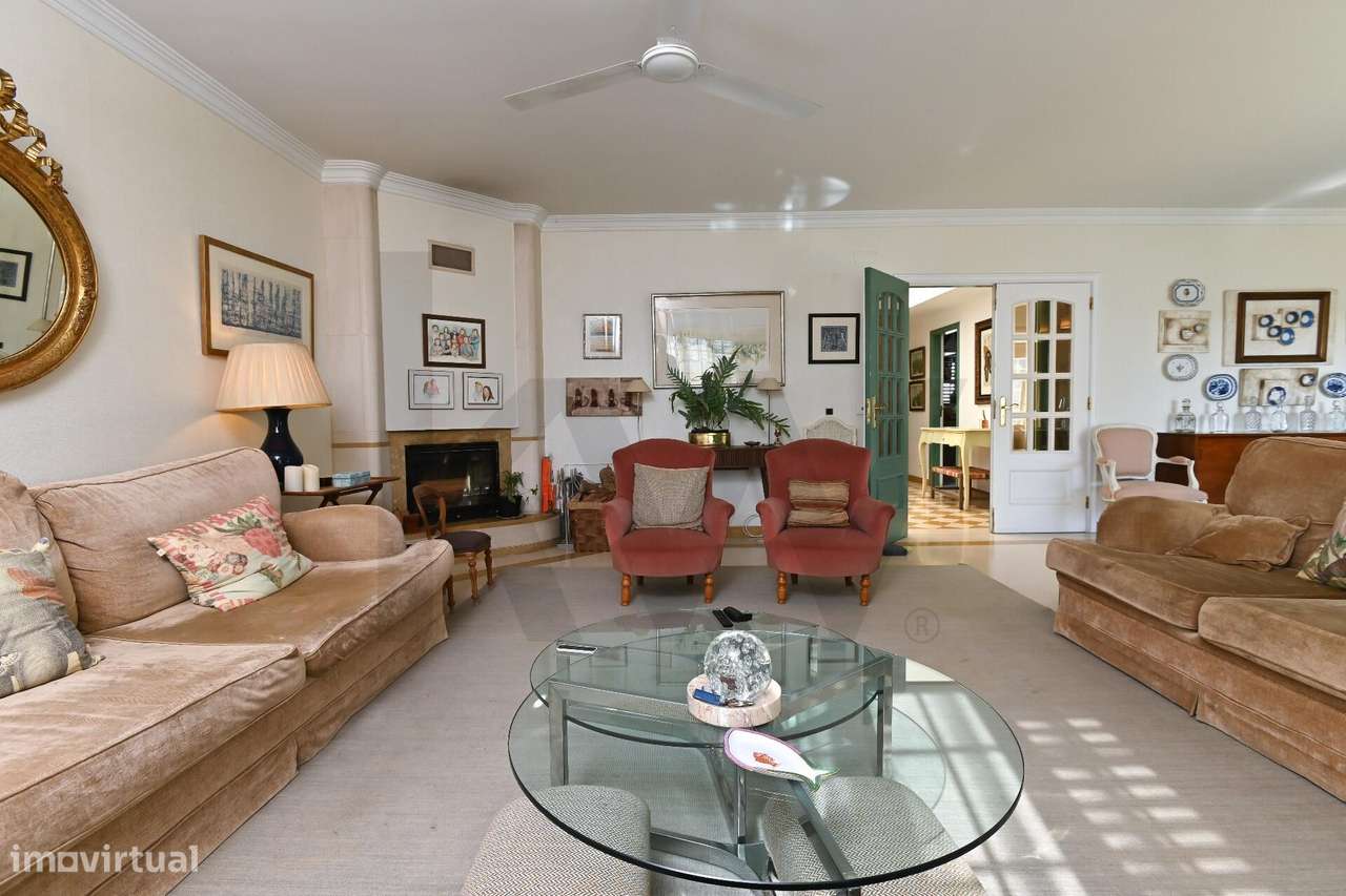 Monte Estoril — Moradia T5+1 em Condomínio Privado com Piscina e Garag - Grande imagem: 3/44