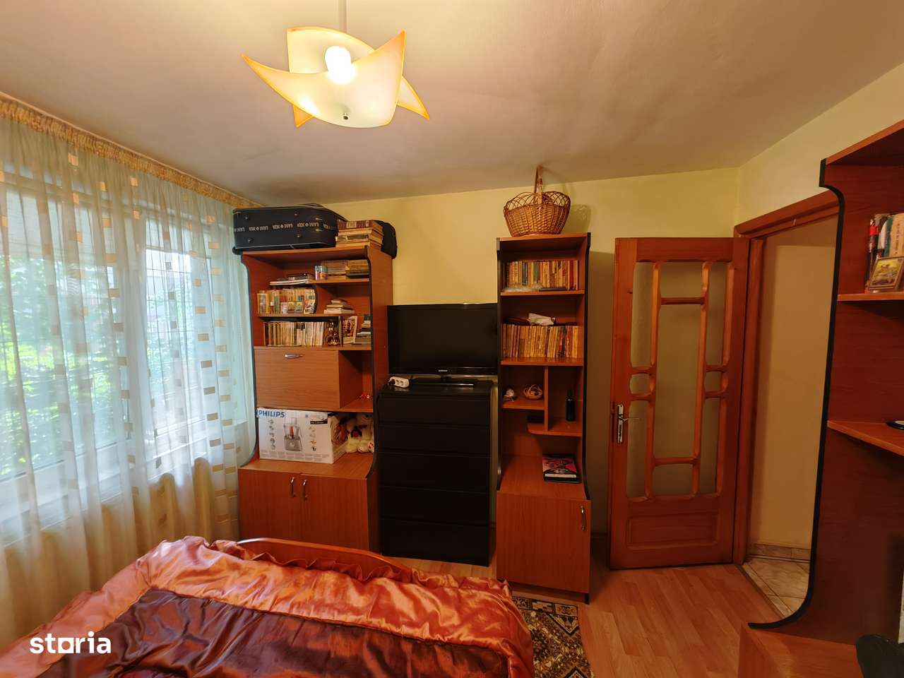 3 camare decomandate, Orizont - Imagine principală: 5/13