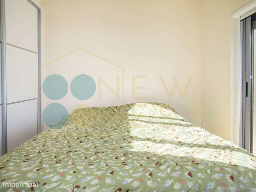 Moradia T2+2 com garagem e jardim, a dois passos do Parque do Serra...-18