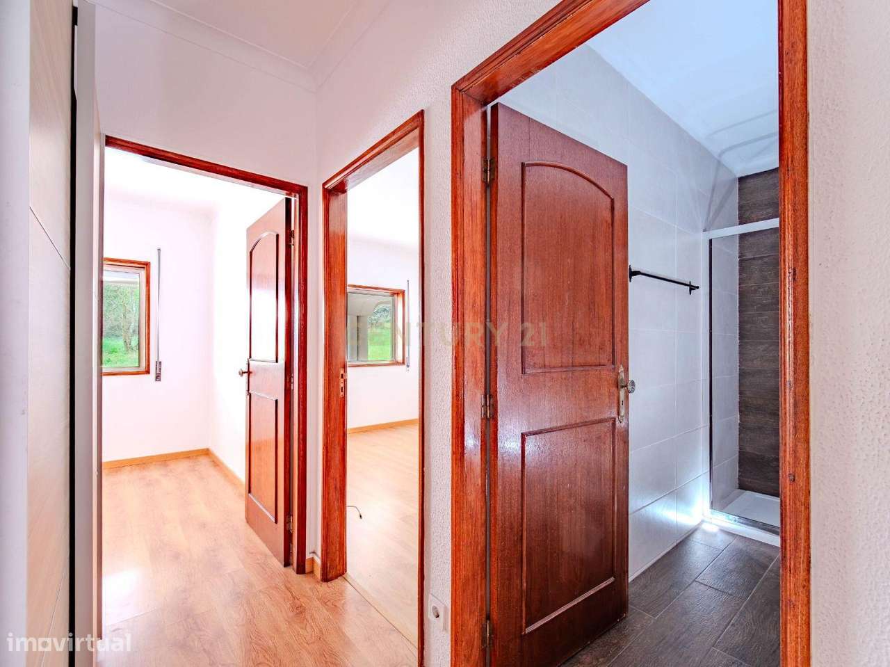 Apartamento T2 com garagem box | Rés-do-chão | Maia-18