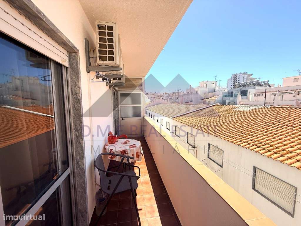 Apartamento T2 com Excelentes Áreas em Monte Gordo a 400 metros da ...-0
