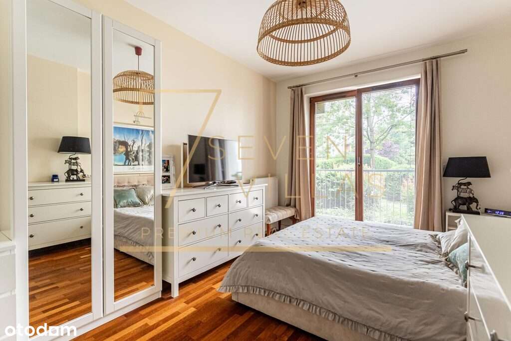 Apartament z ogrodem w sercu Miasteczka Wilanów-6