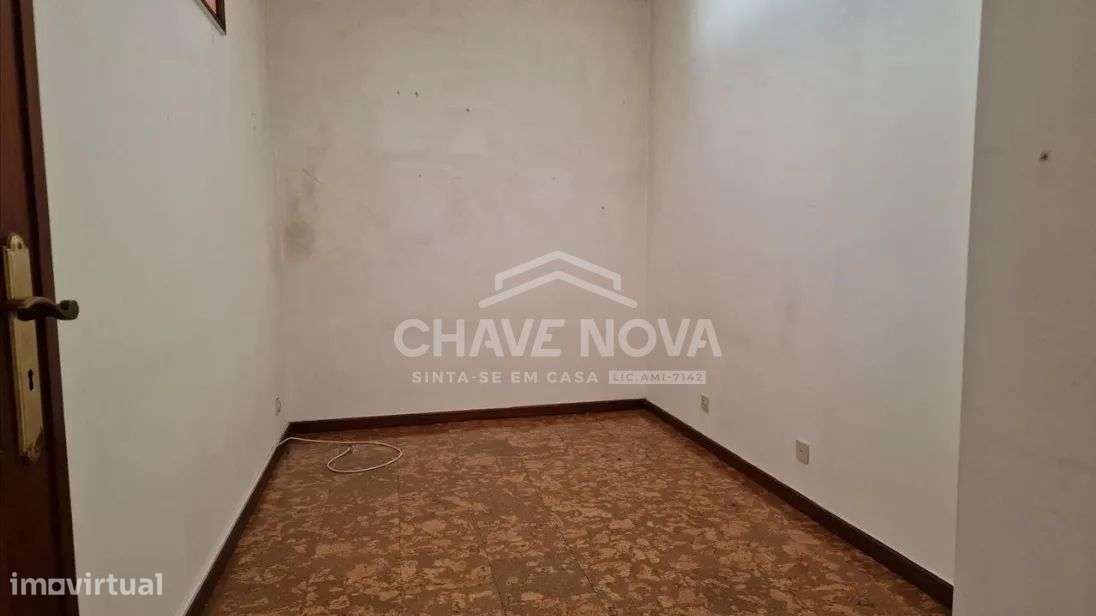 T1 em Vilar do Paraíso - Grande imagem: 2/9