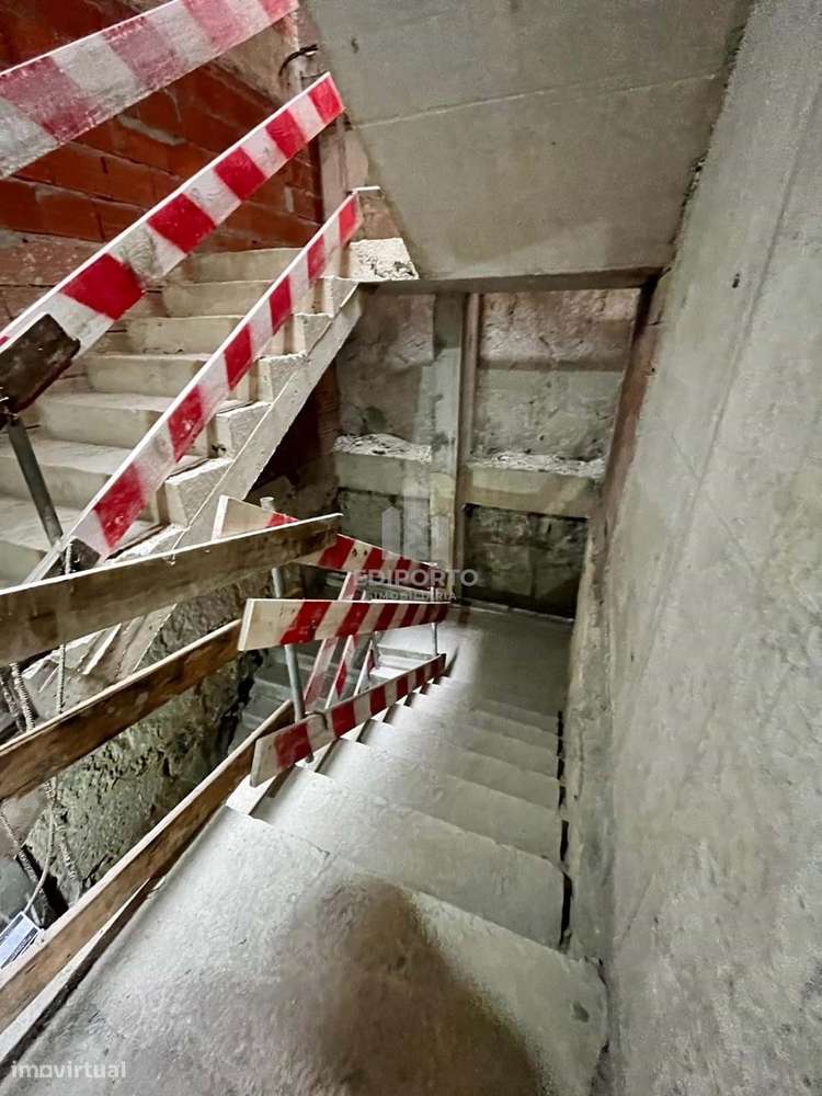 Apartamento  T1  no Bonfim  a apenas 200m do Metro!-15