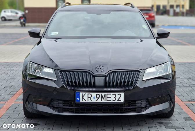 Skoda Superb 2.0 TDI Sportline DSG - 1