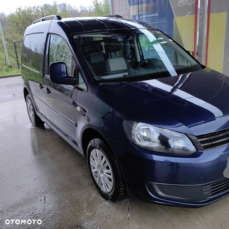 Volkswagen Touran 1.6 TDI DPF BlueMot Comfortline - 12