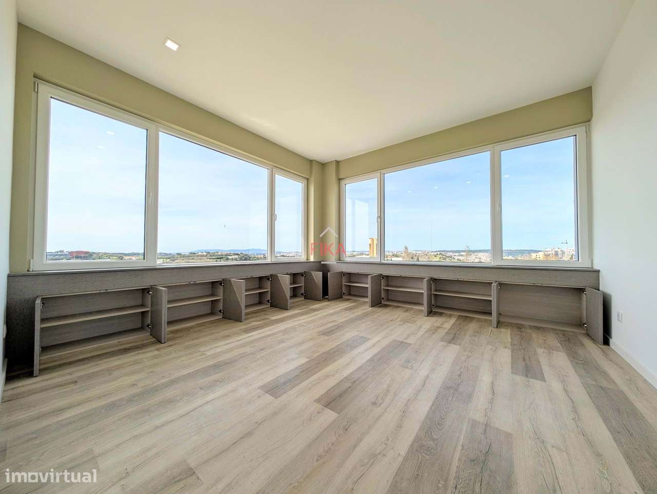 T2 com 3 lugares de parqueamento-14