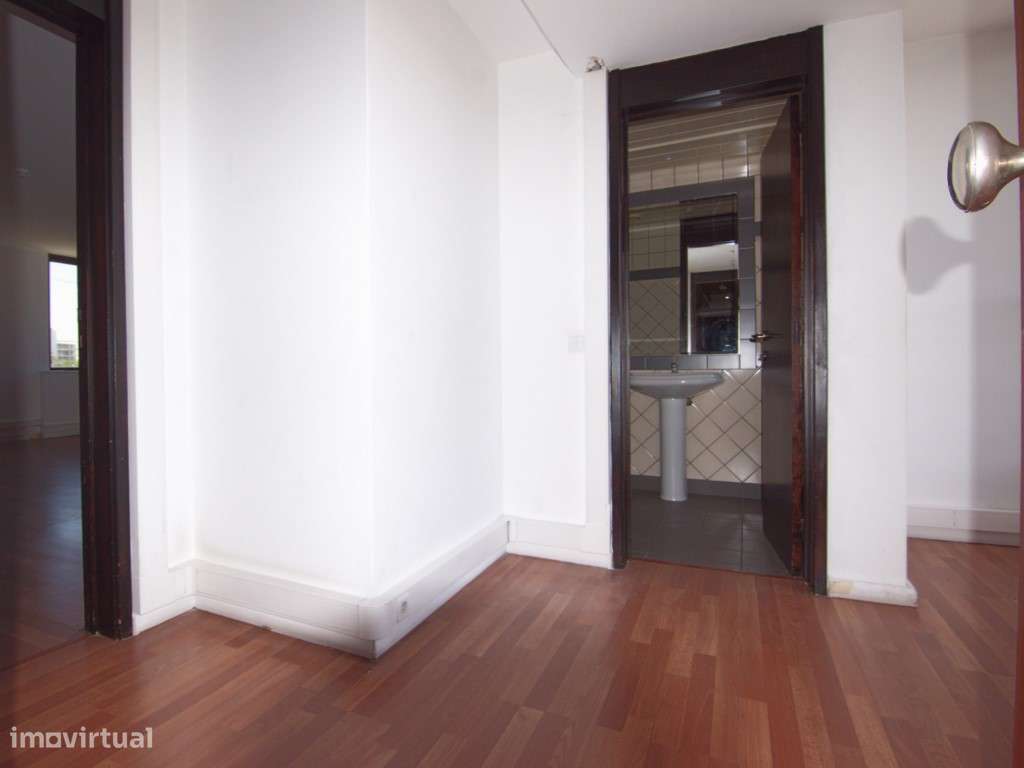 Escritório Duplex Exclusivo | Para REMODELAÇÃO-13