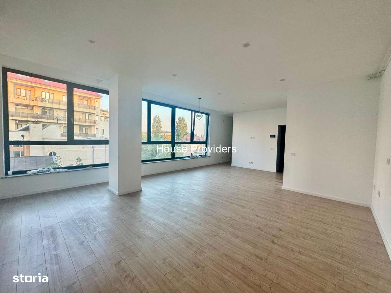 Spatiu Comercial Birouri P+4| Curte 100mp|13 Septembrie Panduri - Imagine principală: 4/5