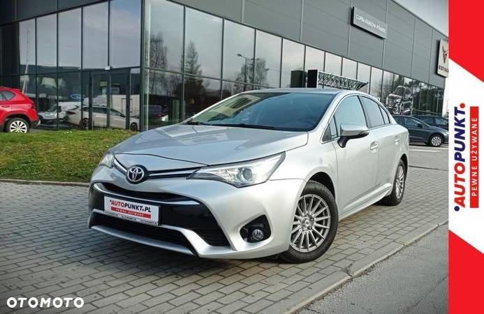 Toyota Avensis - 1