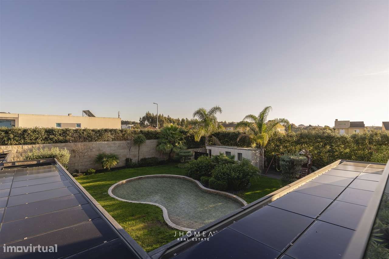 Moradia T5 de Luxo, Aveiro-19