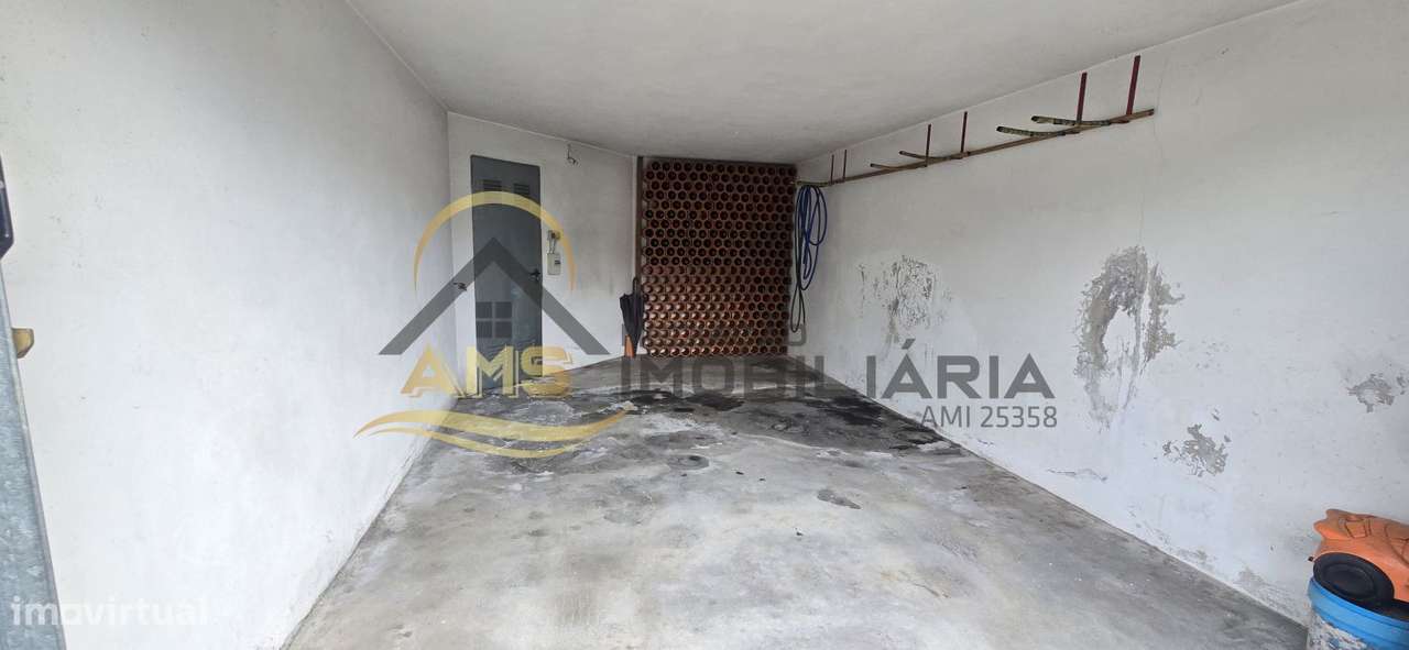 APARTAMENTO T3 COM TRÊS FRENTES E GARAGEM A 5 min a pé do Centro de-56