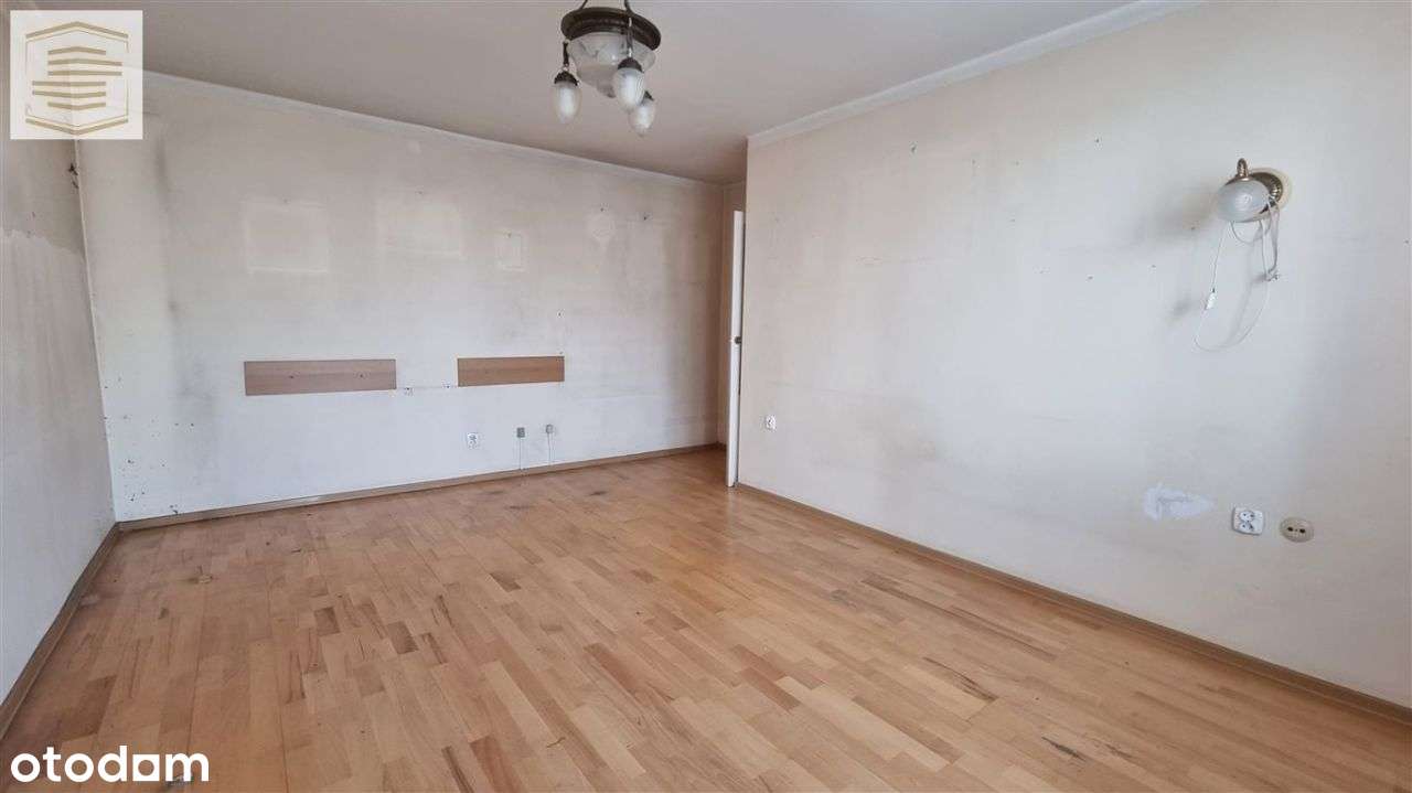 2 pokojowe mieszkanie z ładnym widokiem na osiedle-3